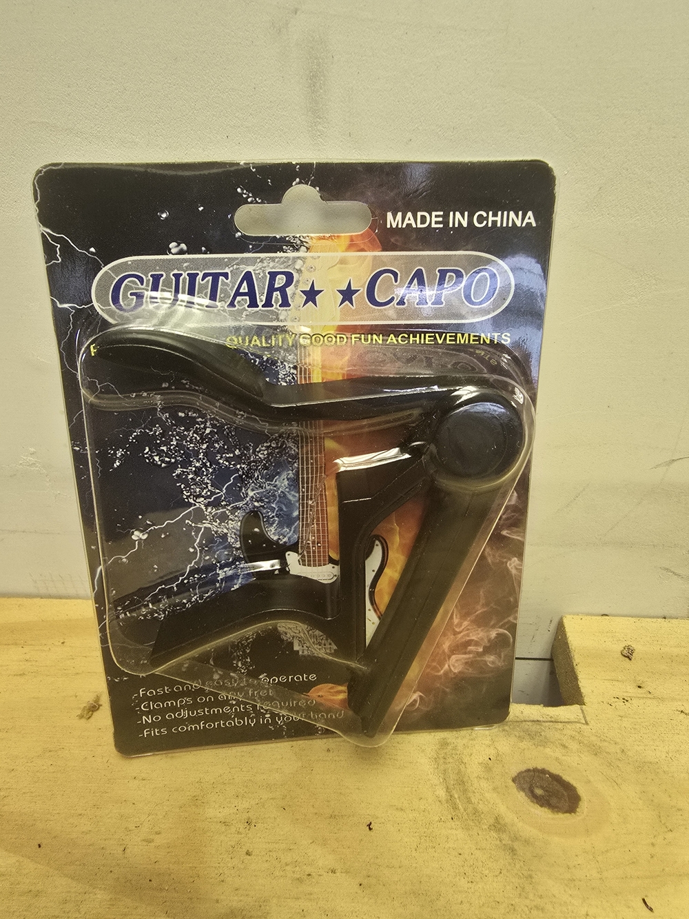 Black Guitar Capo for Men - Classic Clamp Design
